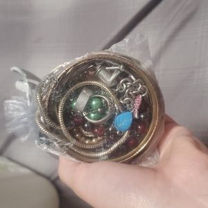 Small bag of random jewelry